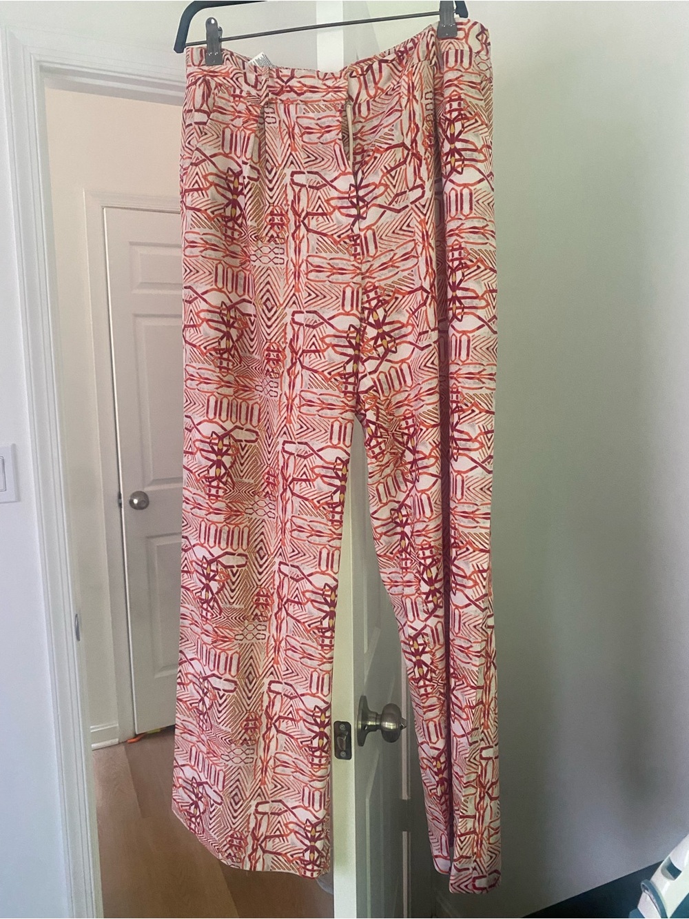 BCBGMaxAzria Red and Cream Geometric Wide-Leg Pants